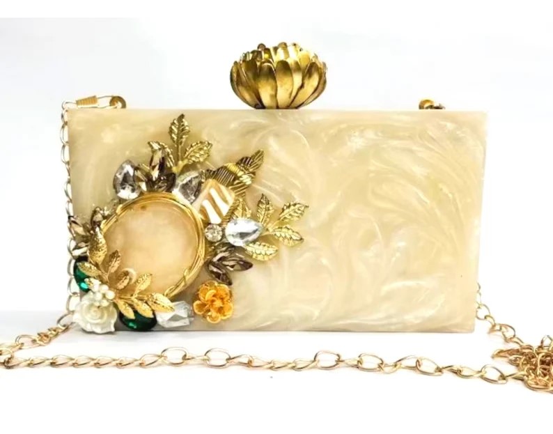 Resin Clutch